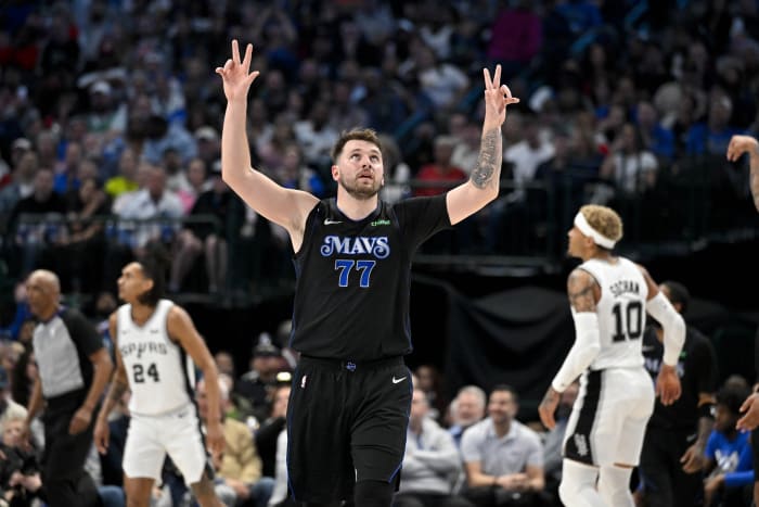 Luka Doncic, Dallas Mavericks, San Antonio Spurs